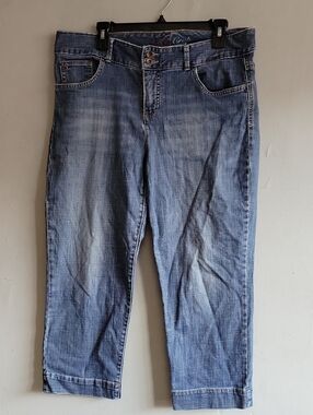 Women's size 14 Tommy Hilfiger Hope cropped blue denim jeans 36" waist